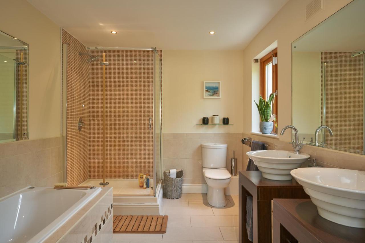 'home From Home', Luxury, Private Secure House Holiday home