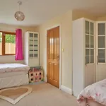 Dublin \'Home From Home\', Luxury, Private Secure House